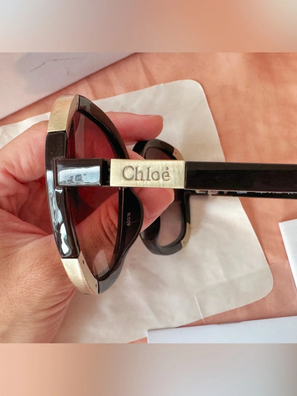Chloe Vintage Women’s Oversized Round Sunglasses in Dark Brown with Brown Lenses - Picture 7 of 8